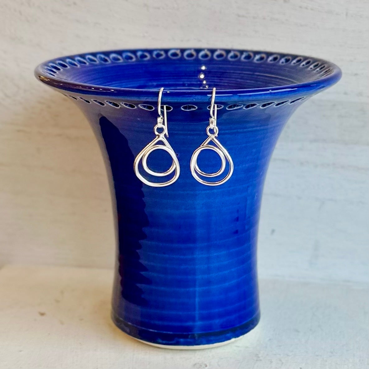 Ceramic discount earring holder